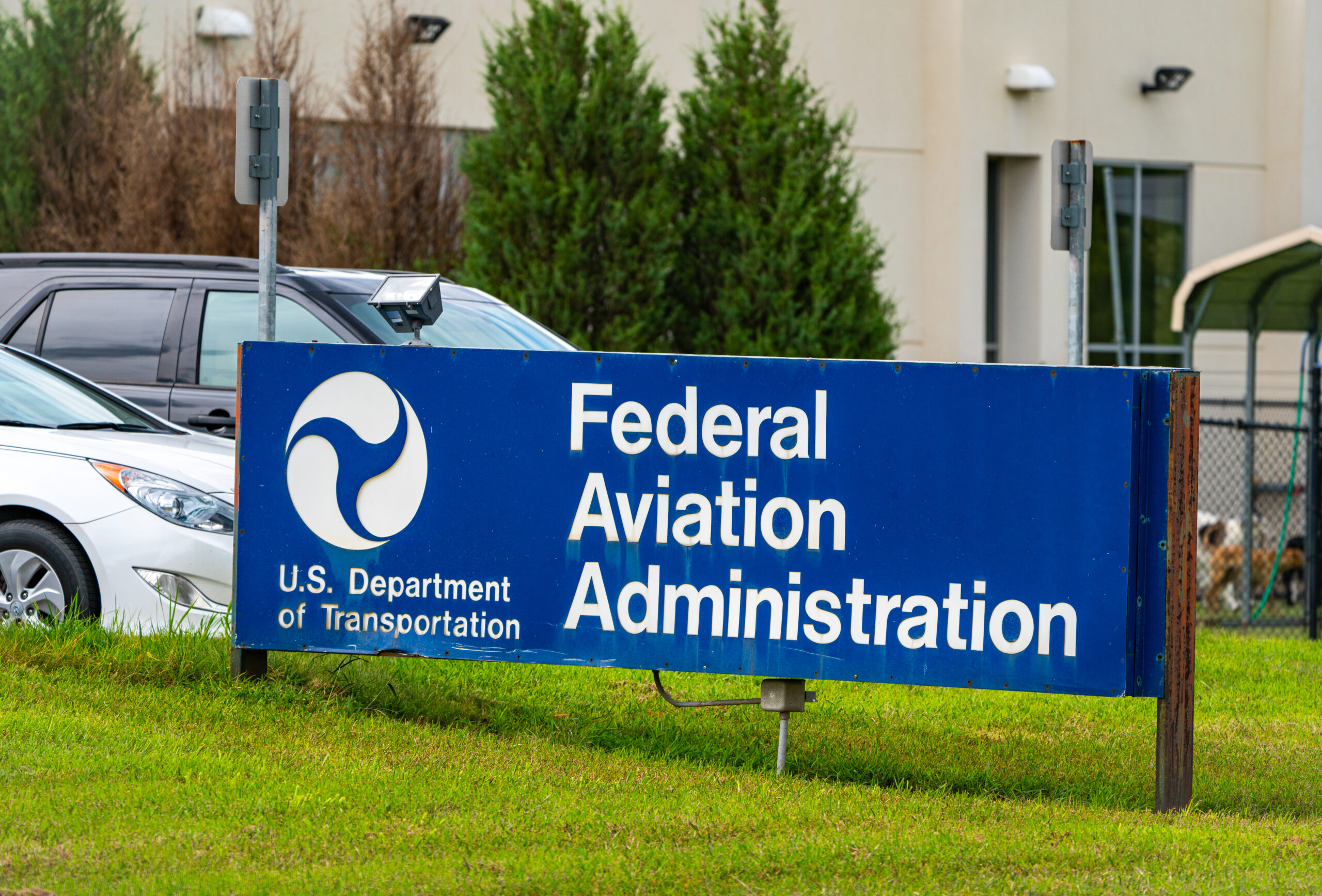 Federal agencies face off with unions over remote work 